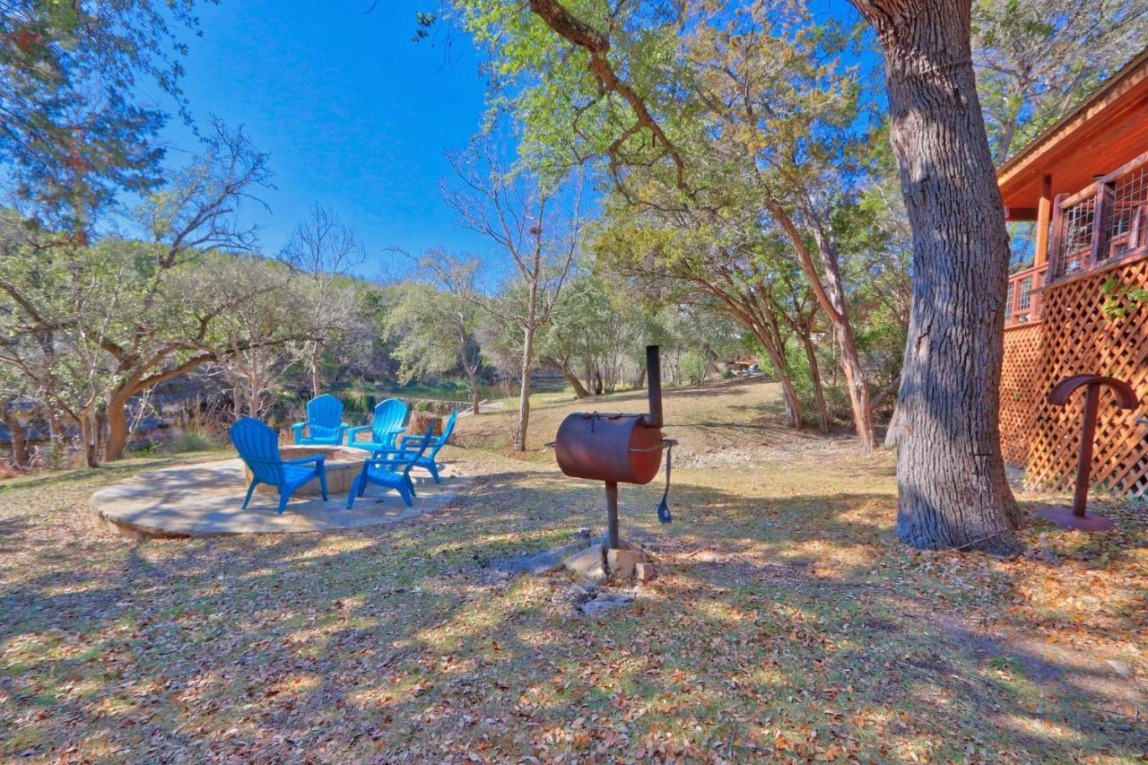 Falls Log Home Wimberley Exterior photo